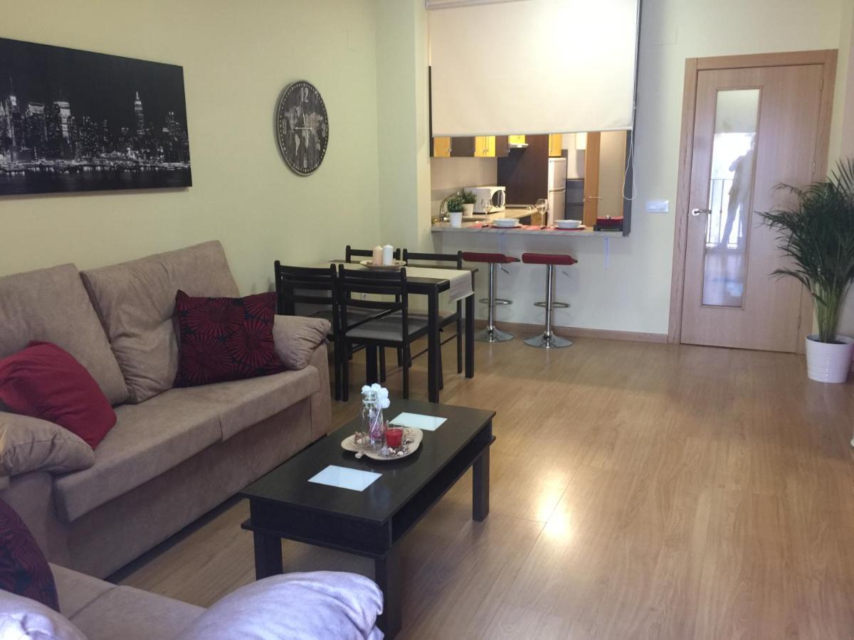 Apartment Turisticos Clavero 2 *